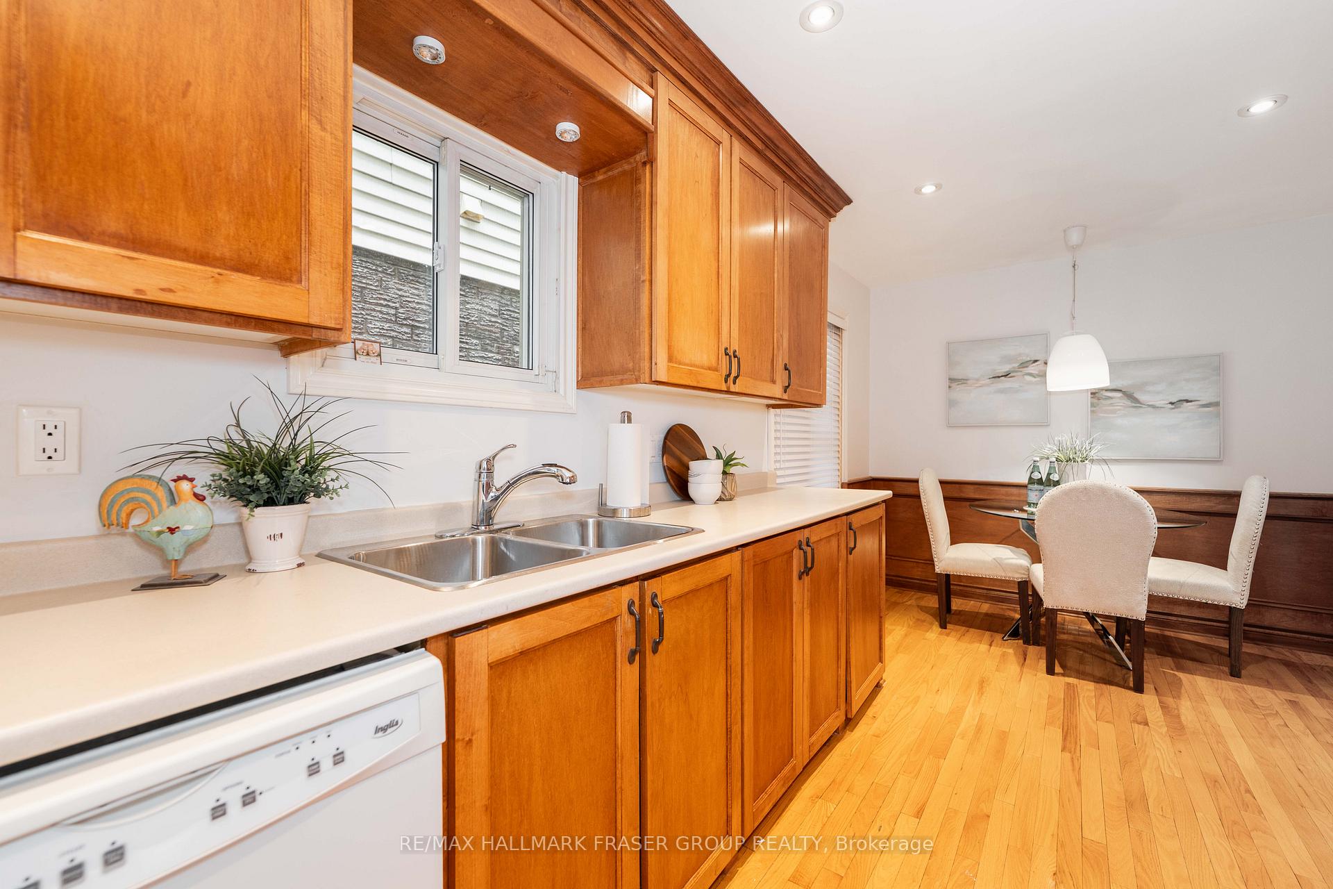 4 Coalport Drive