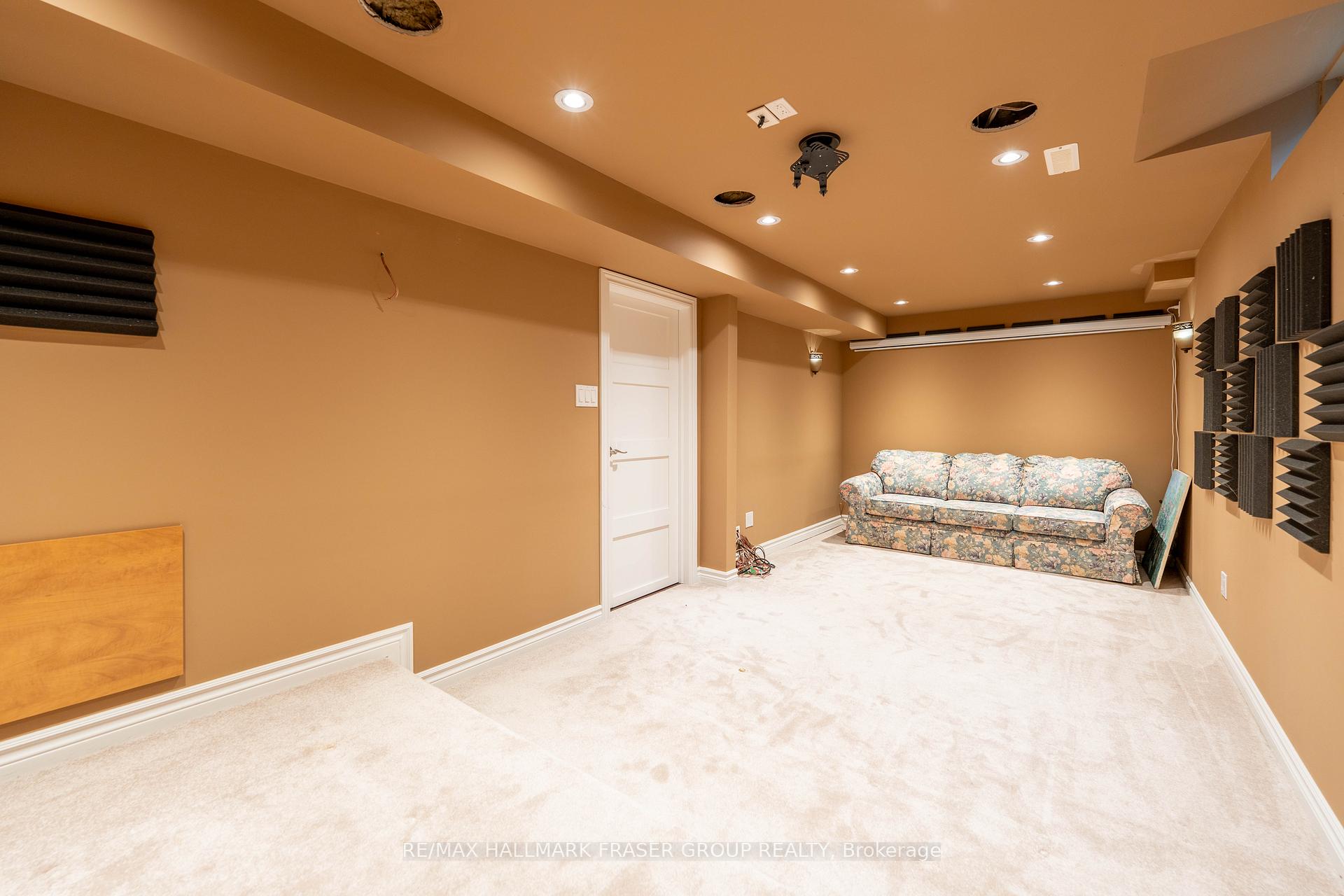 692 Avery Court