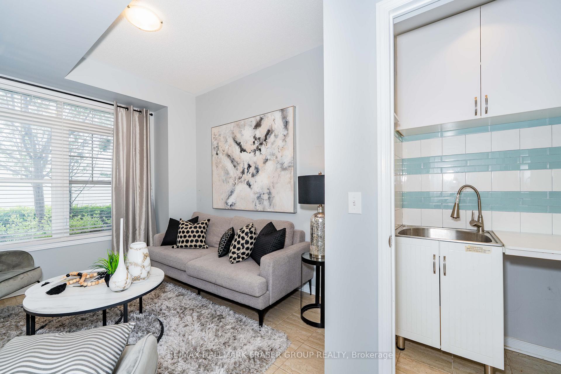 72 Harbourside Drive