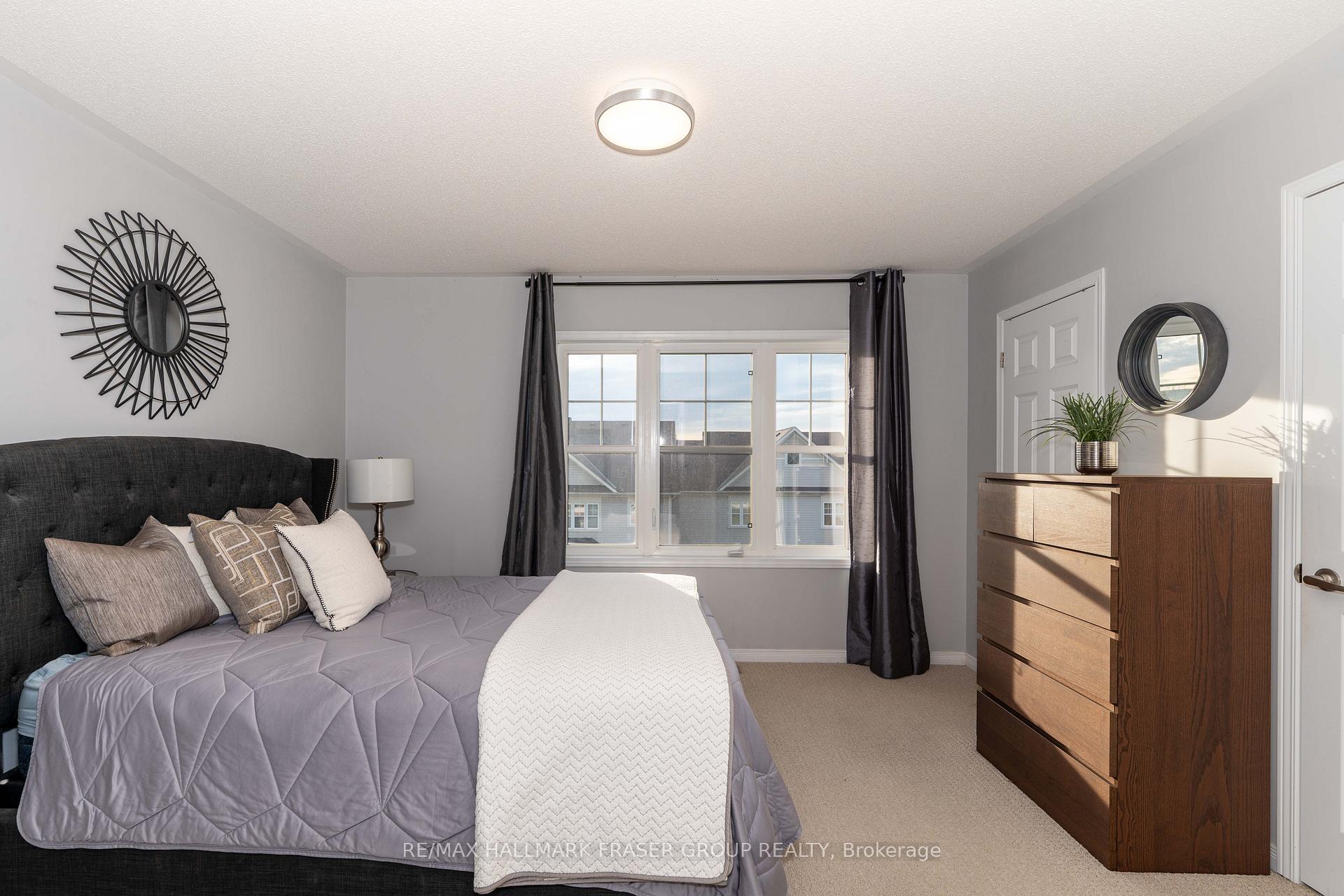 72 Harbourside Drive