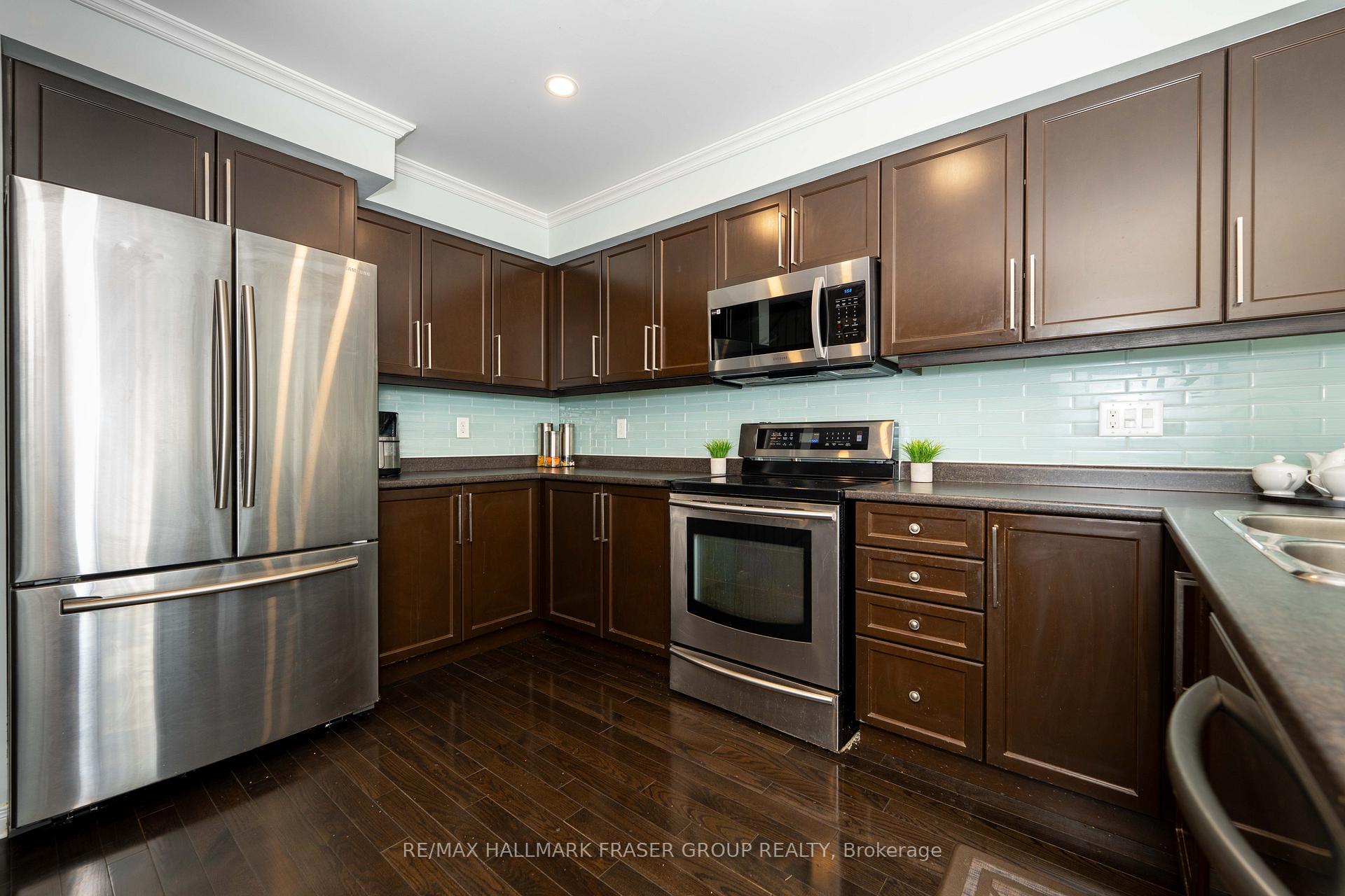 72 Harbourside Drive