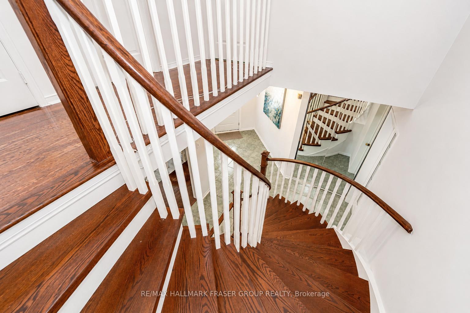 8 Iles Street
