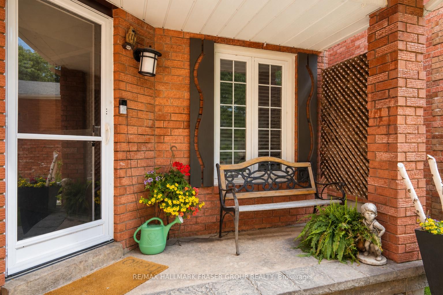 8 Iles Street
