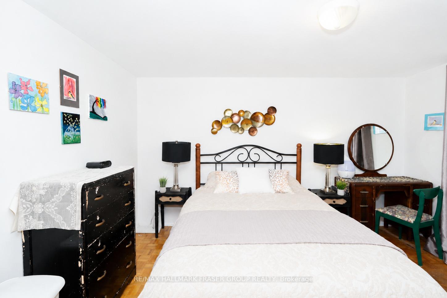 230 Kinmount Crescent
