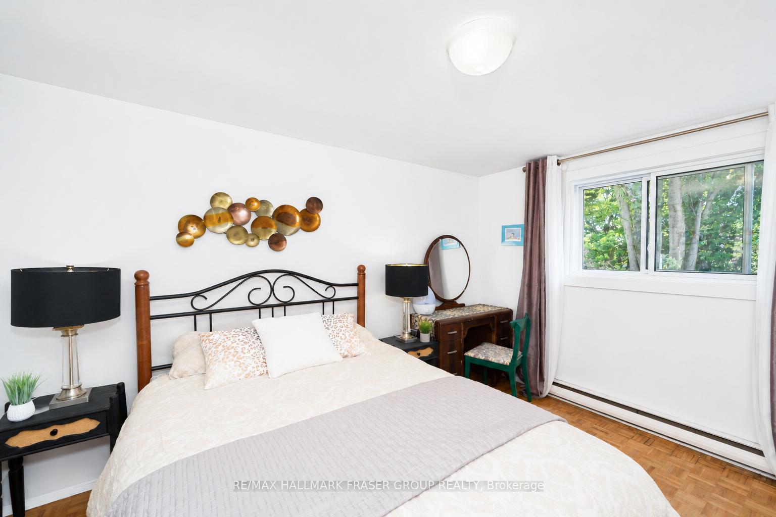 230 Kinmount Crescent