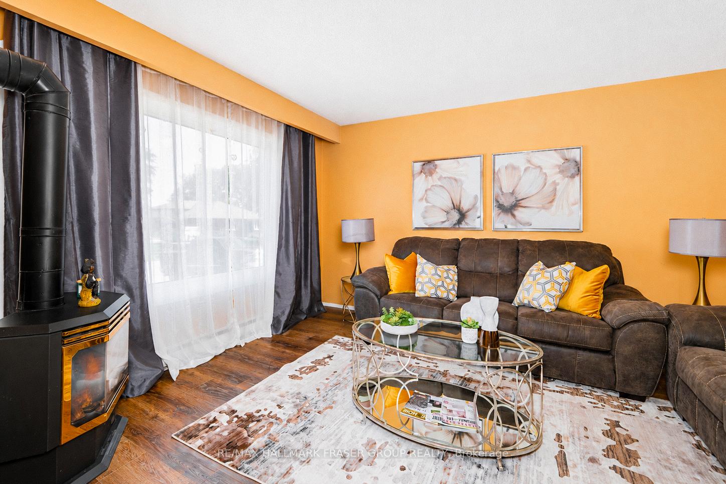 230 Kinmount Crescent