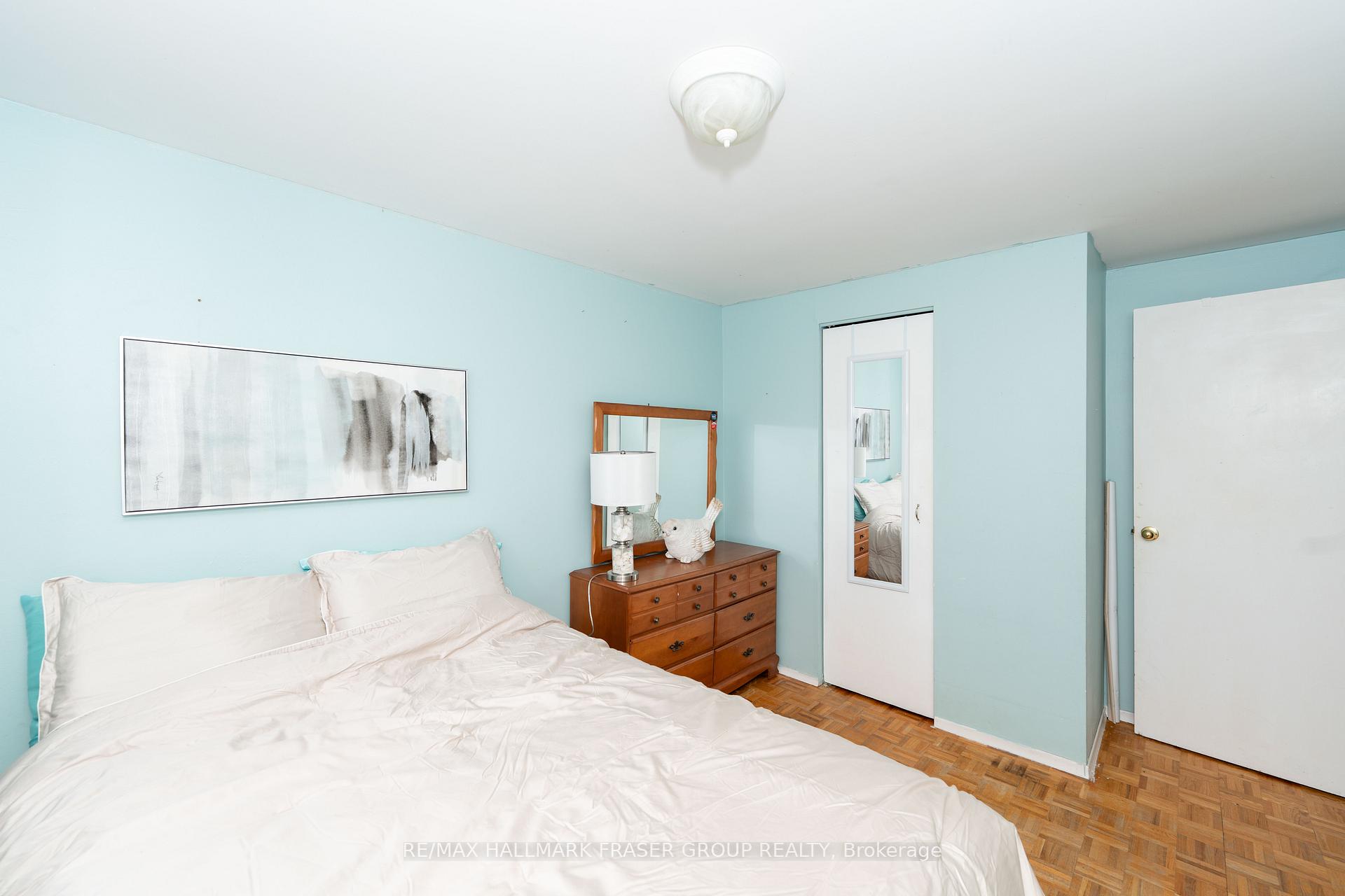 230 Kinmount Crescent
