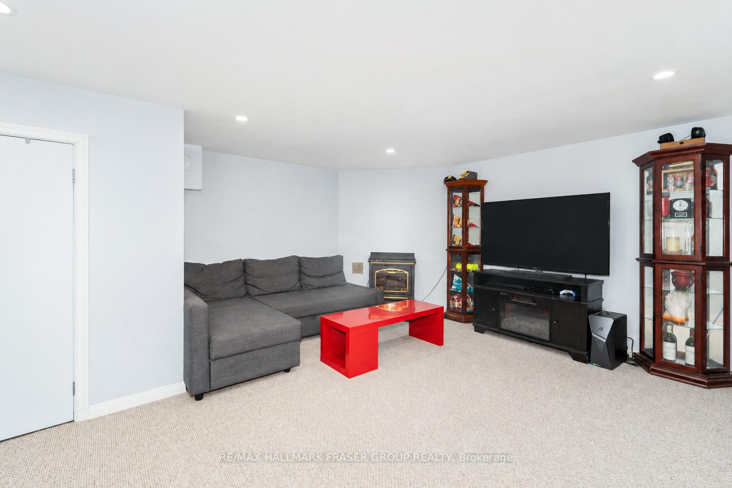 230 Kinmount Crescent
