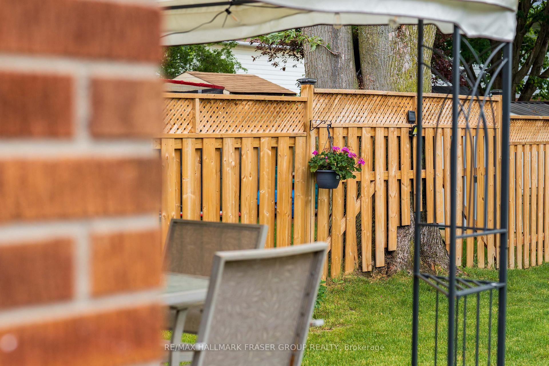 230 Kinmount Crescent