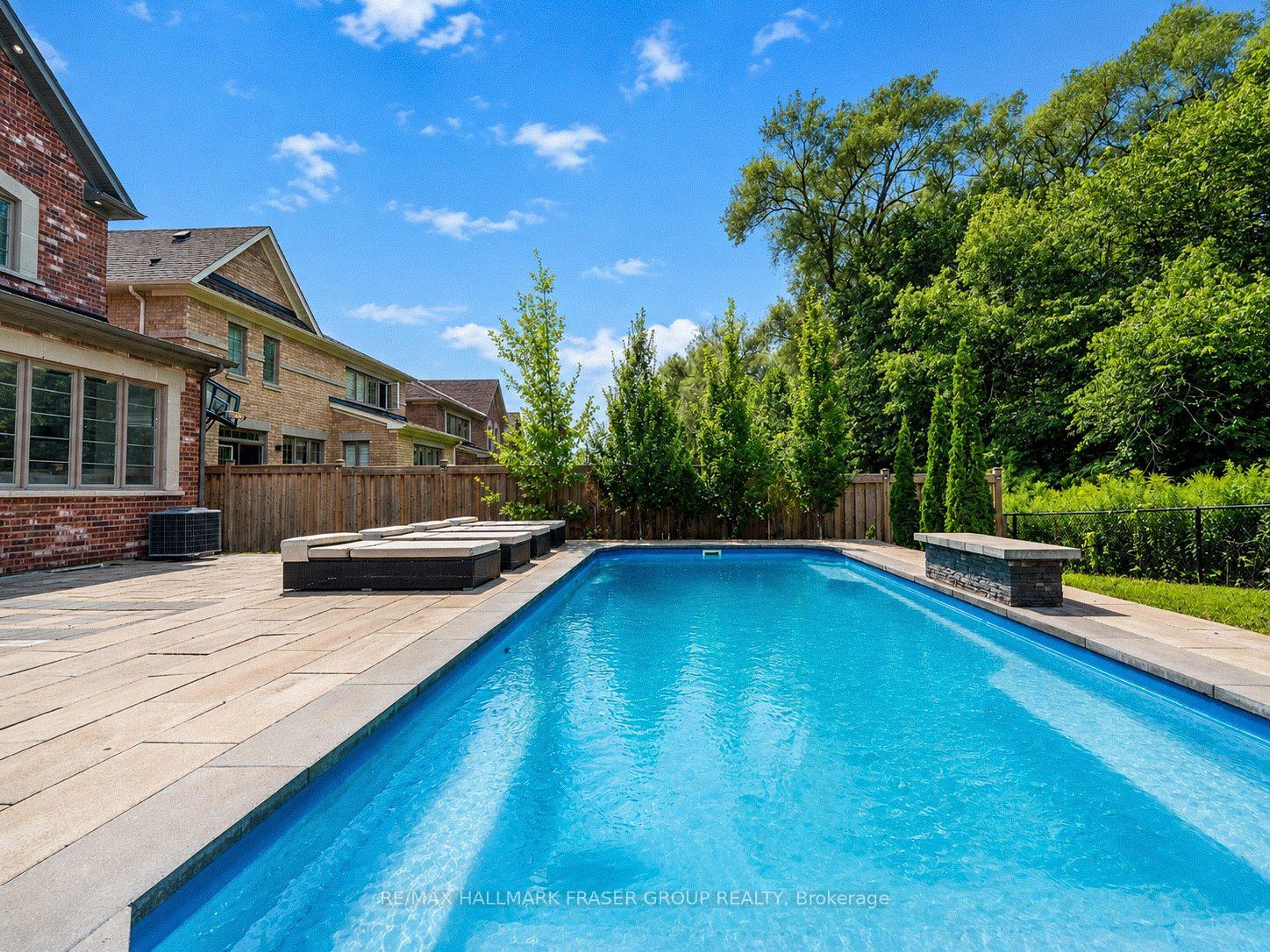 14 Micklefield Avenue