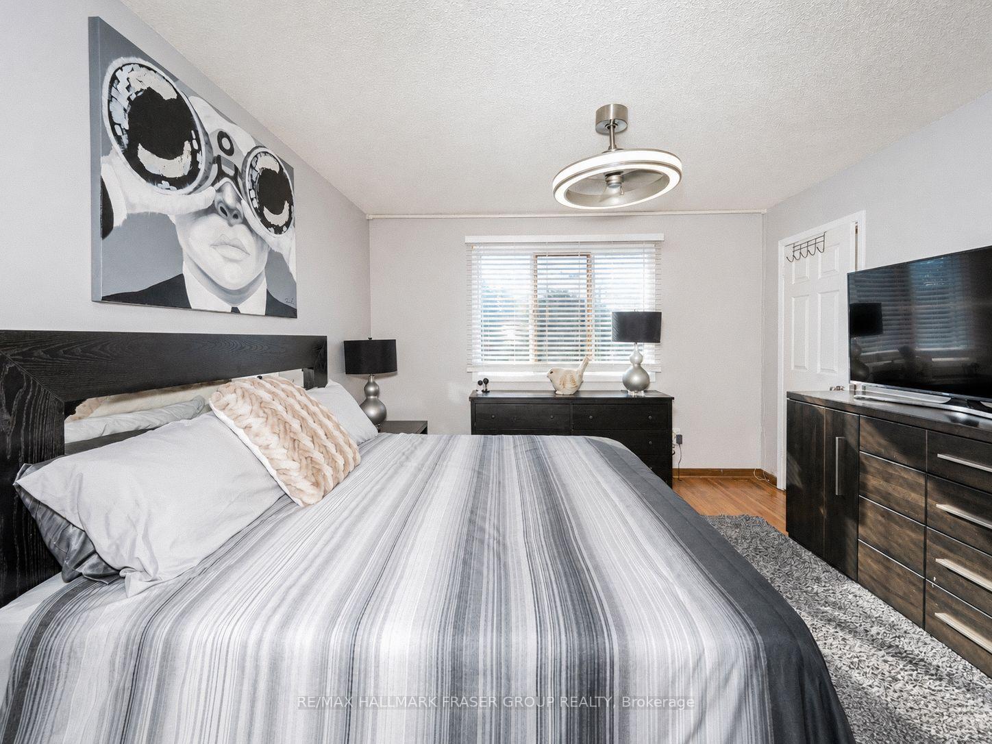 77 Glenthorne Drive, Toronto