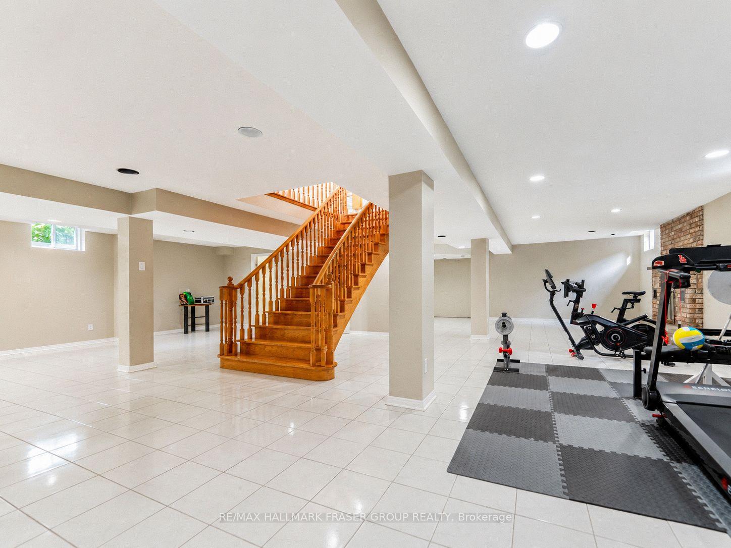 77 Glenthorne Drive, Toronto