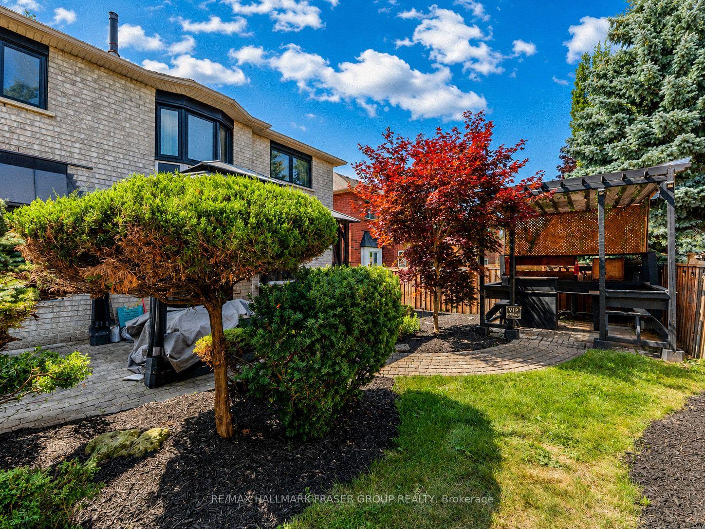 1 Mcneilage Court