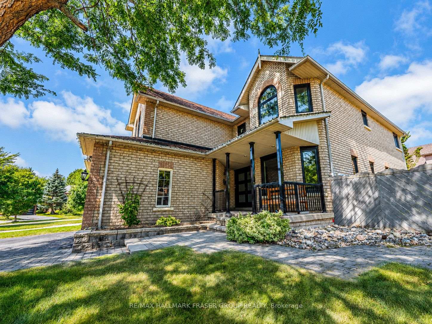 1 Mcneilage Court