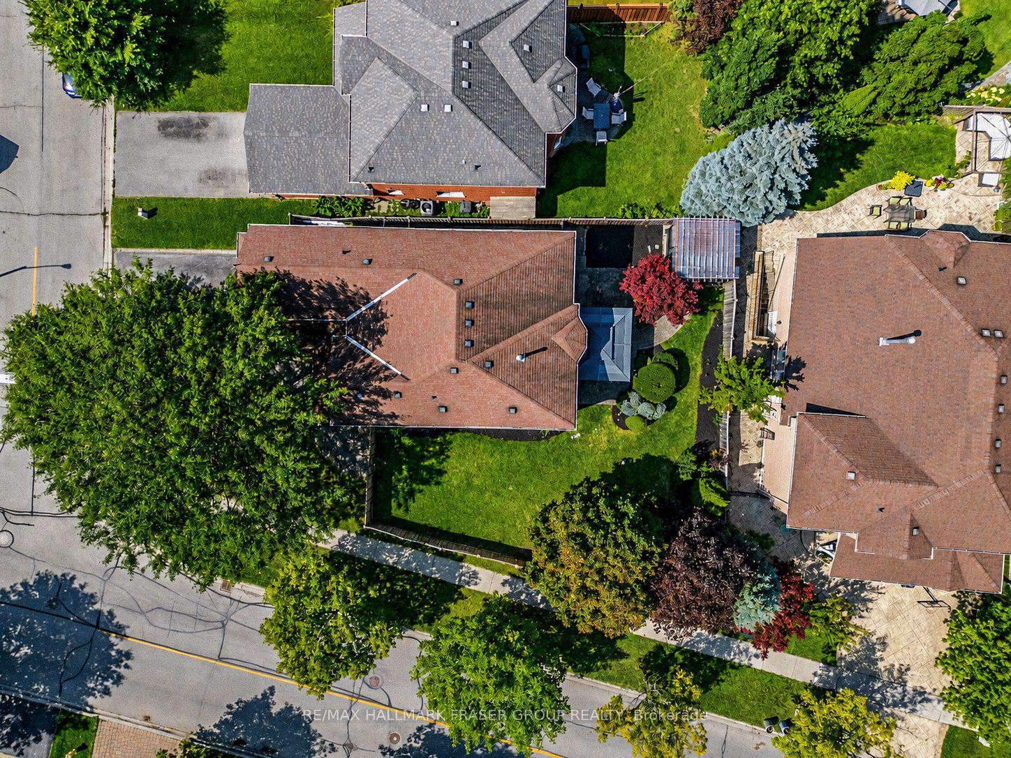 1 Mcneilage Court