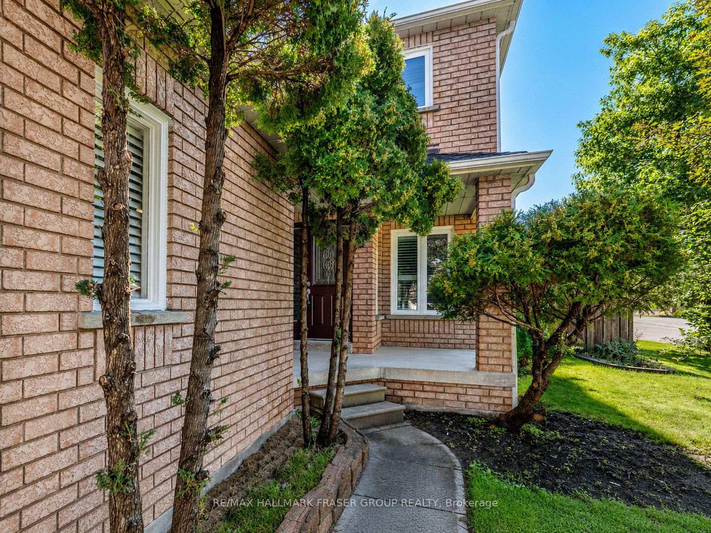1473 Sandhurst Crescent