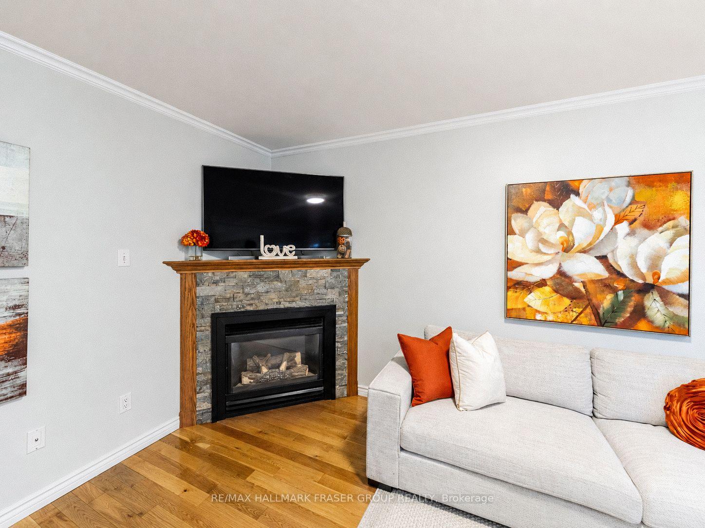 1473 Sandhurst Crescent