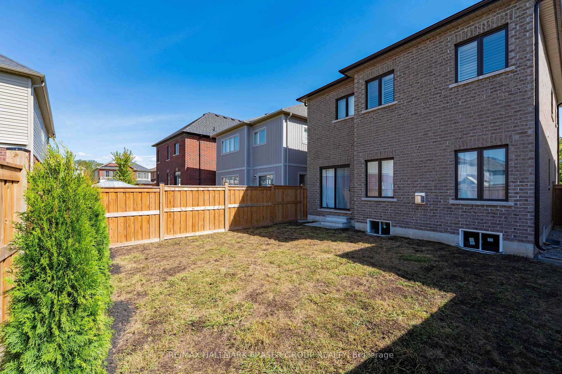 19 Crombie Street
