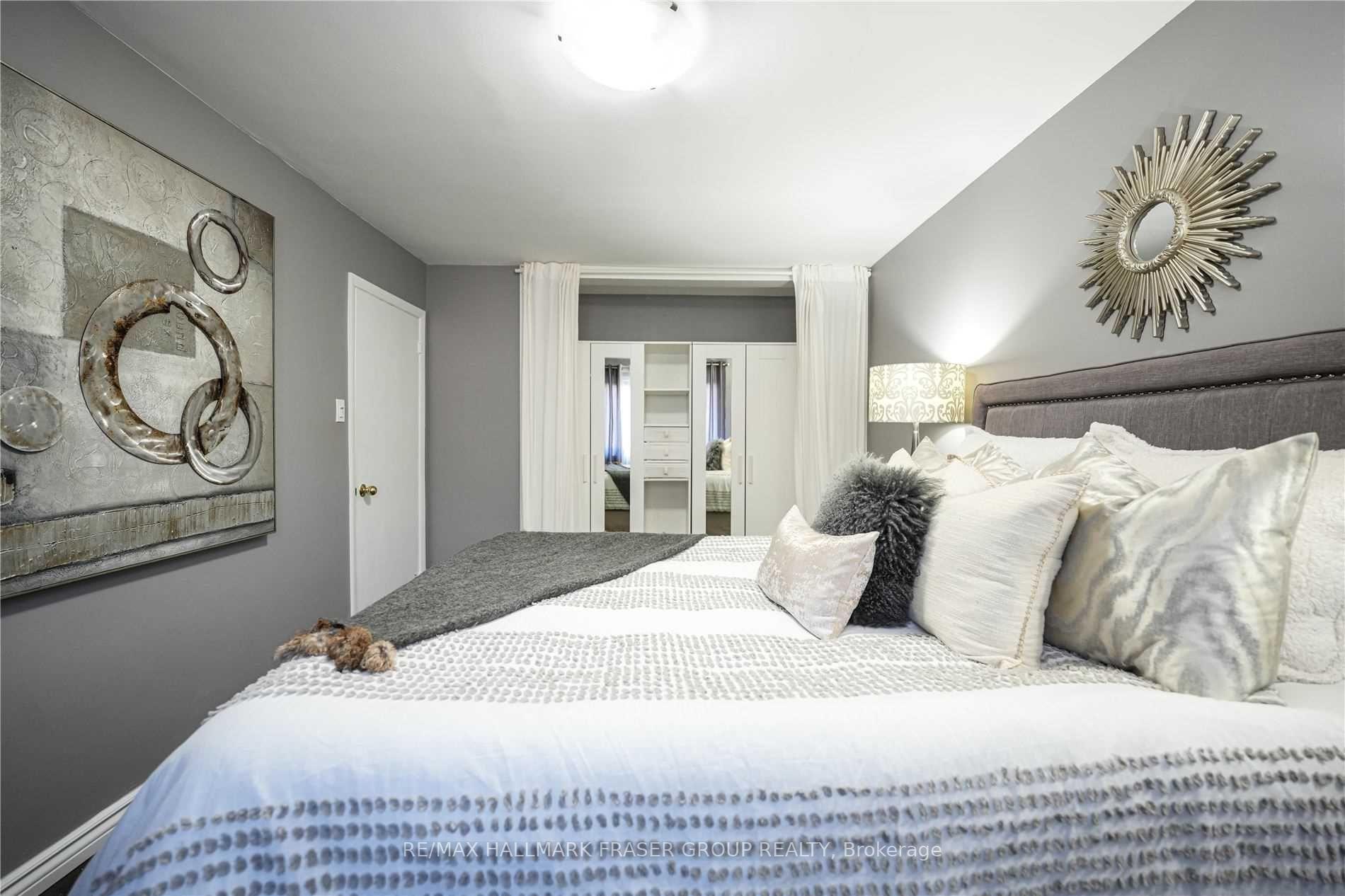 92 Overture Road, Toronto