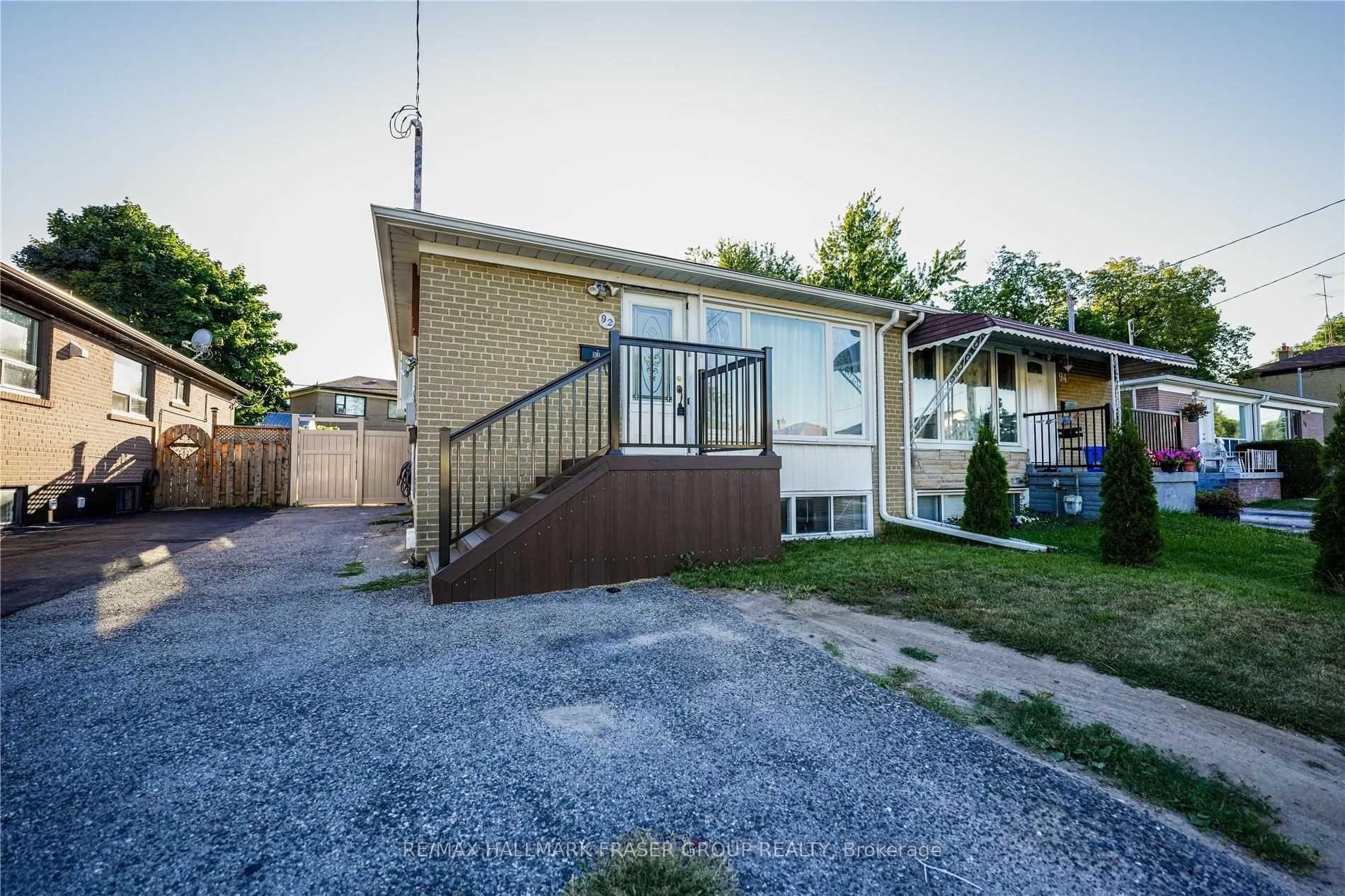 92 Overture Road, Toronto