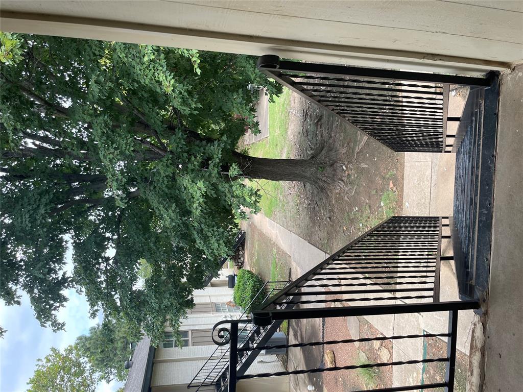 1723 E Lindsey Street Unit: 2