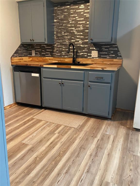 1723 E Lindsey Street Unit: 2