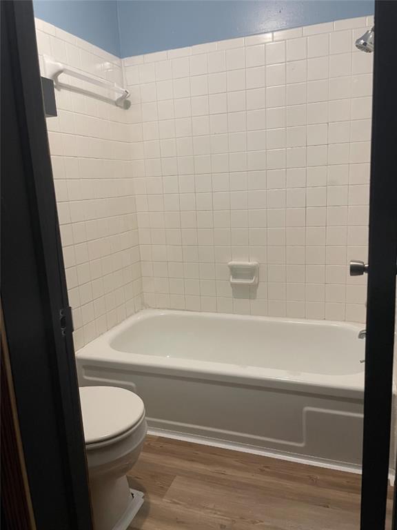 1723 E Lindsey Street Unit: 2