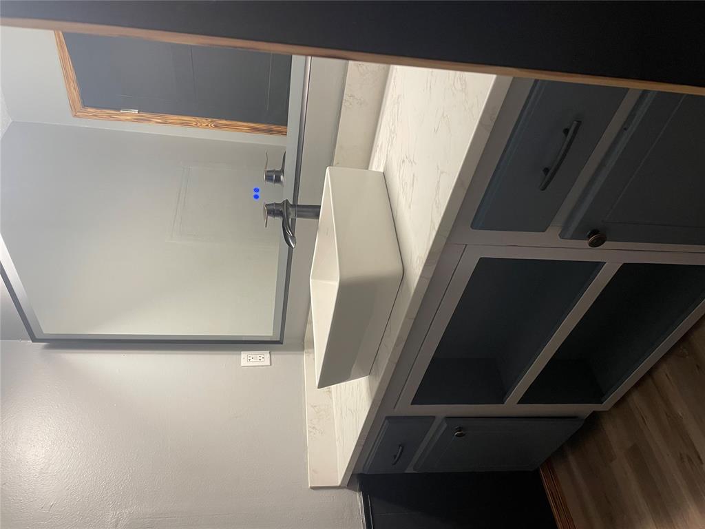 1723 E Lindsey Street Unit: 2