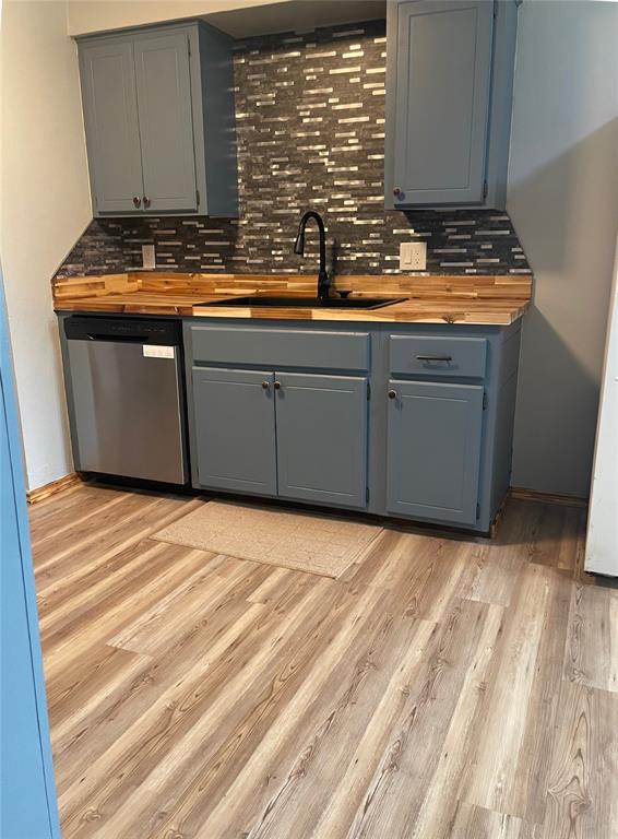 1723 E Lindsey Street Unit: 2