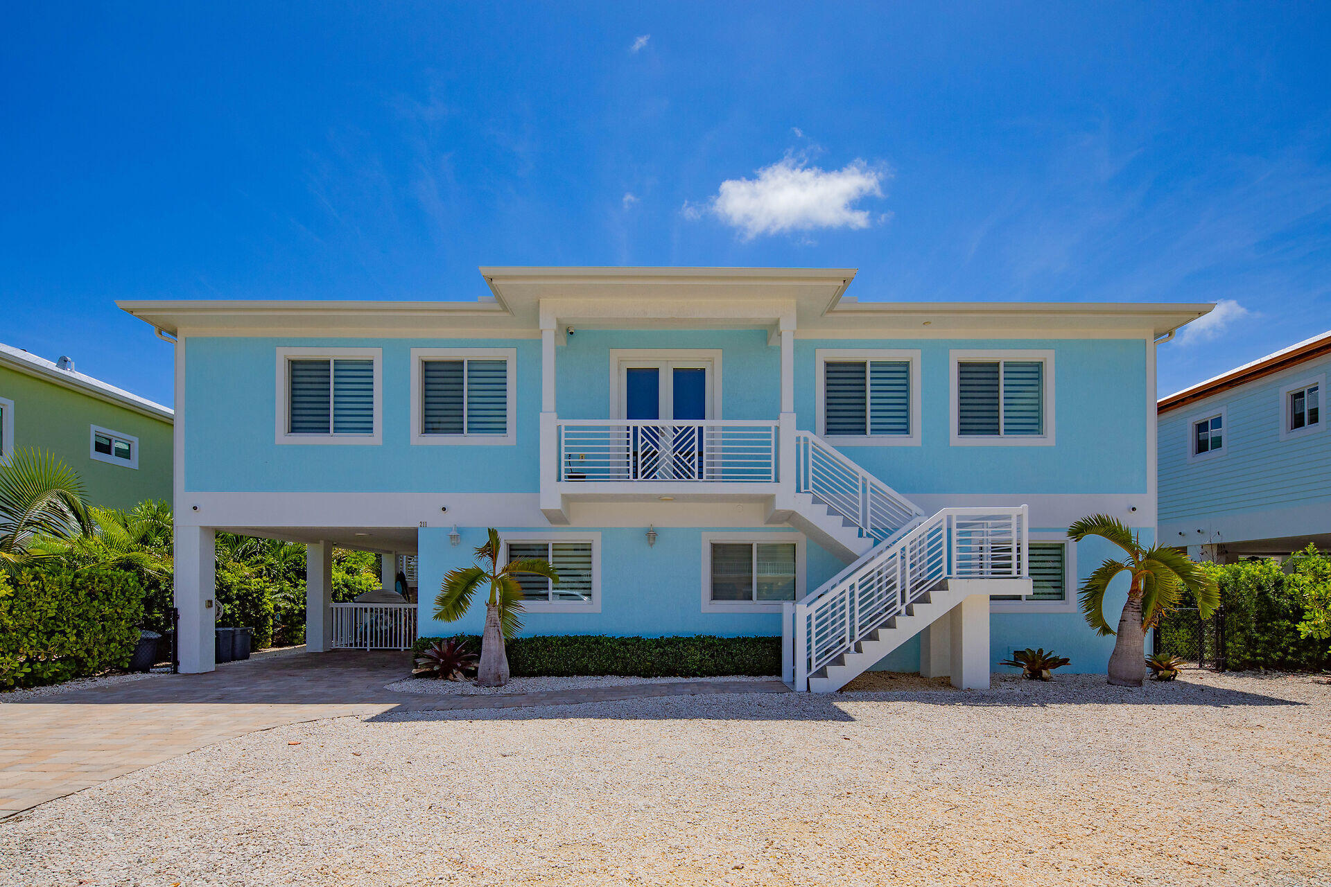 211 E Bruce Court