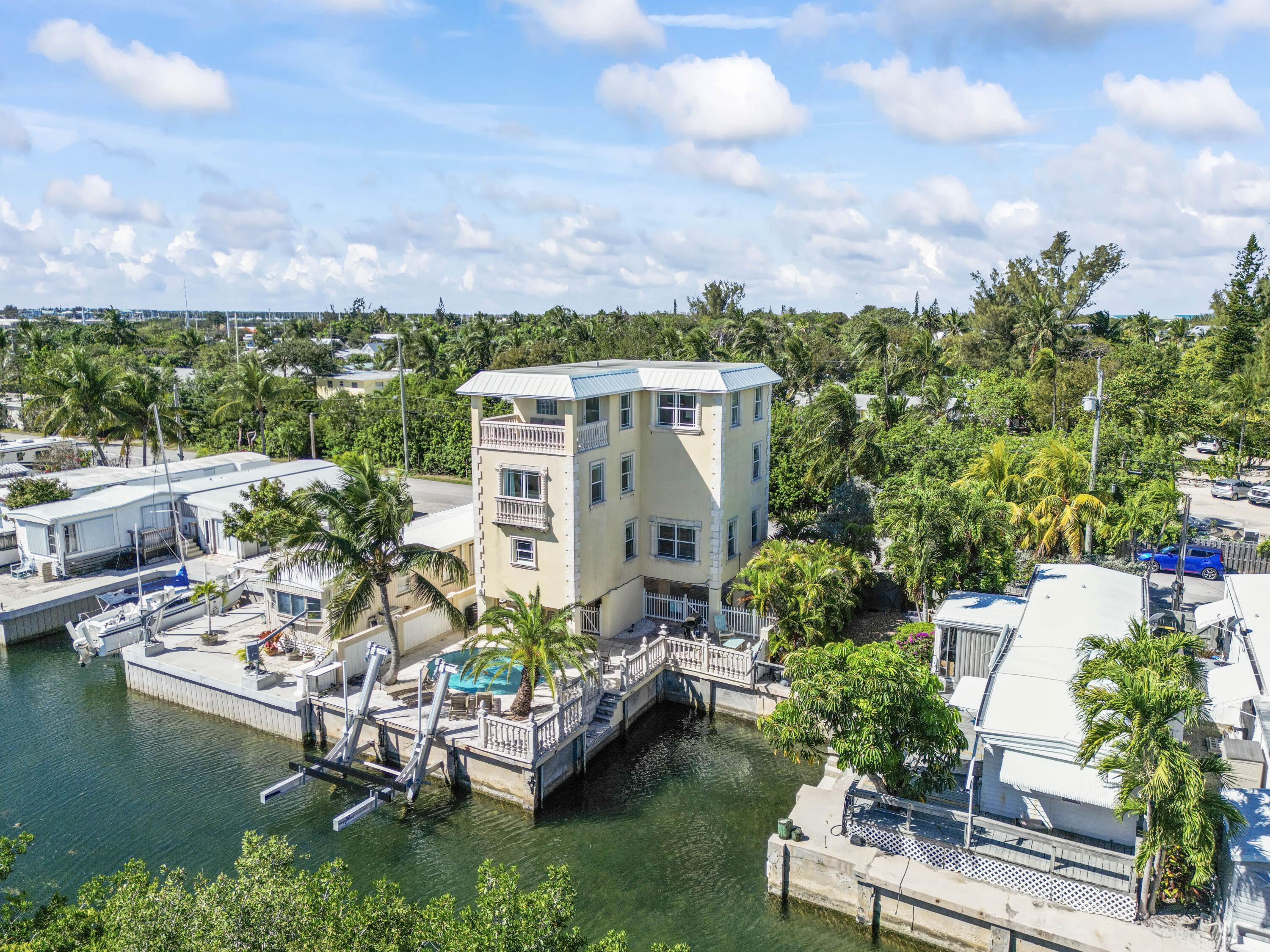 10 47Th Street Gulf