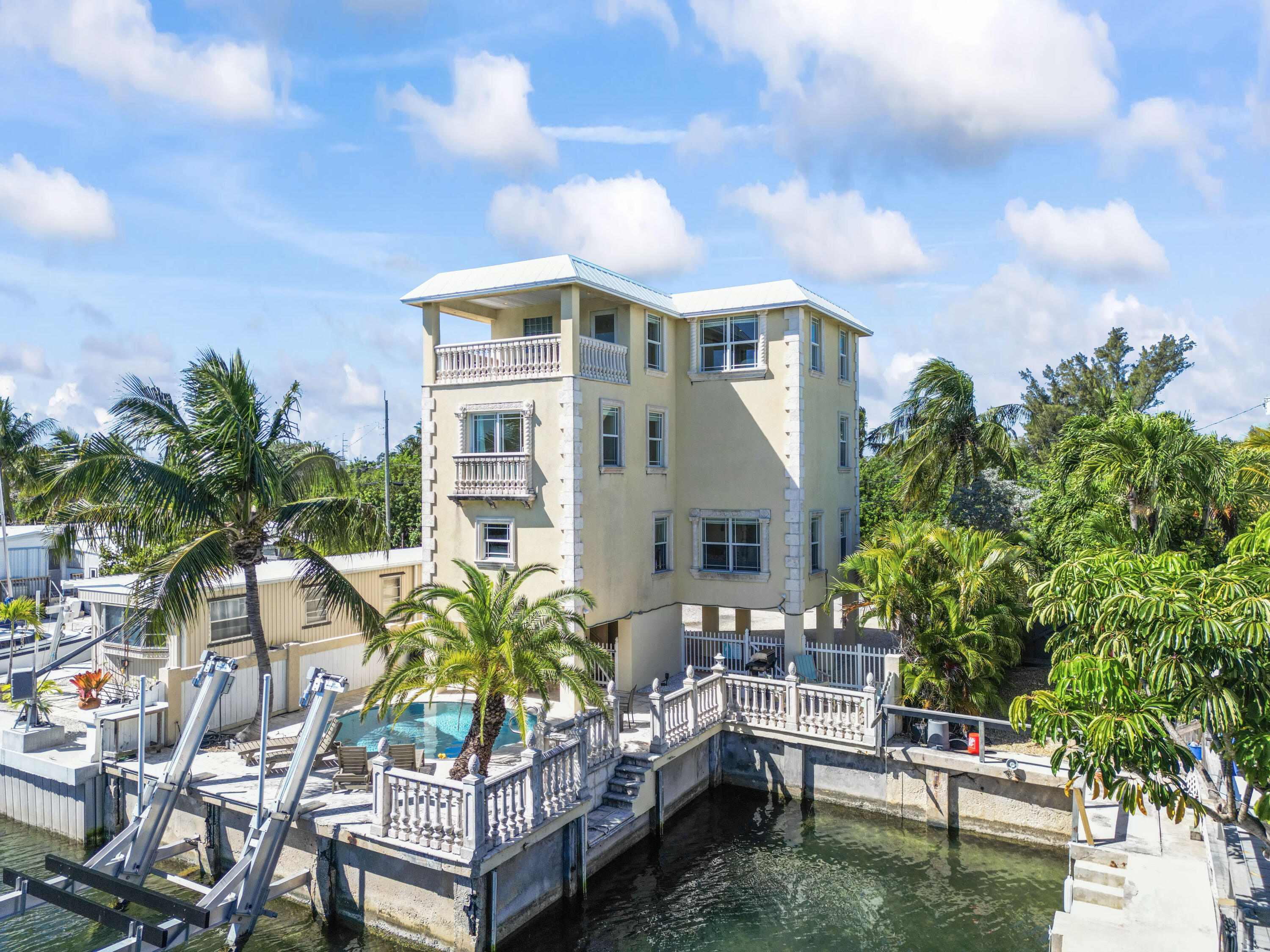 10 47Th Street Gulf