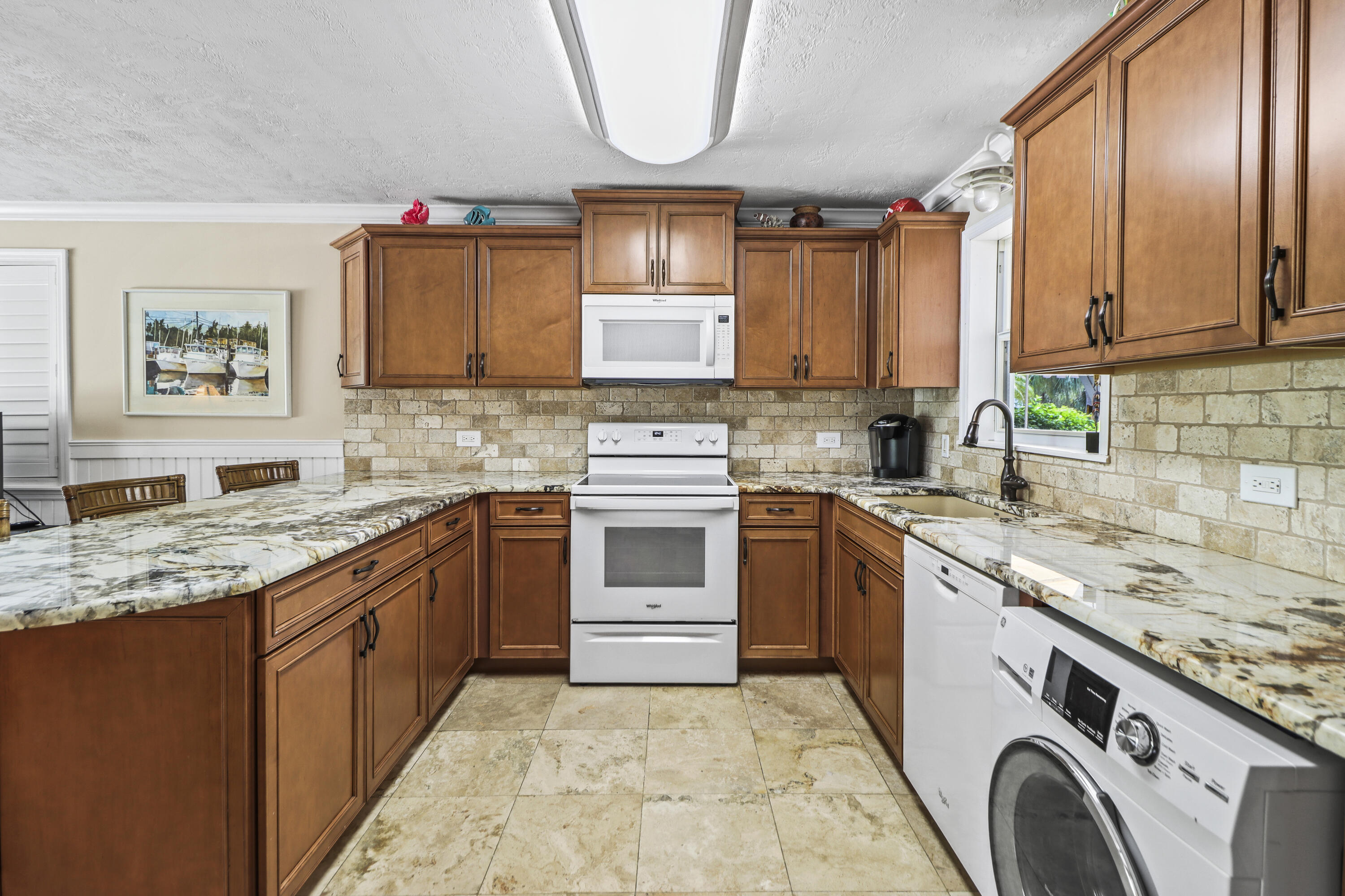 116 N Indies Drive