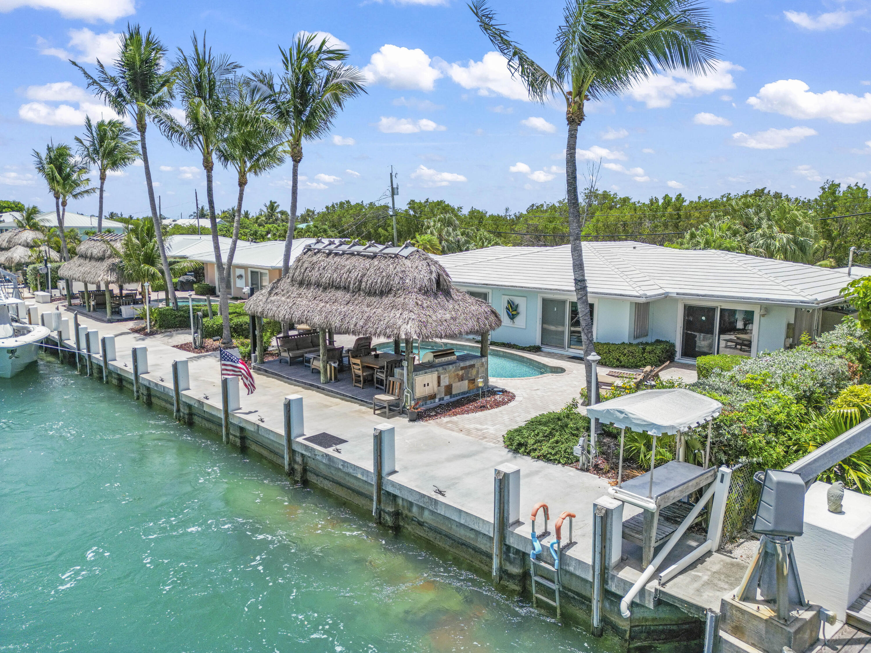 116 N Indies Drive