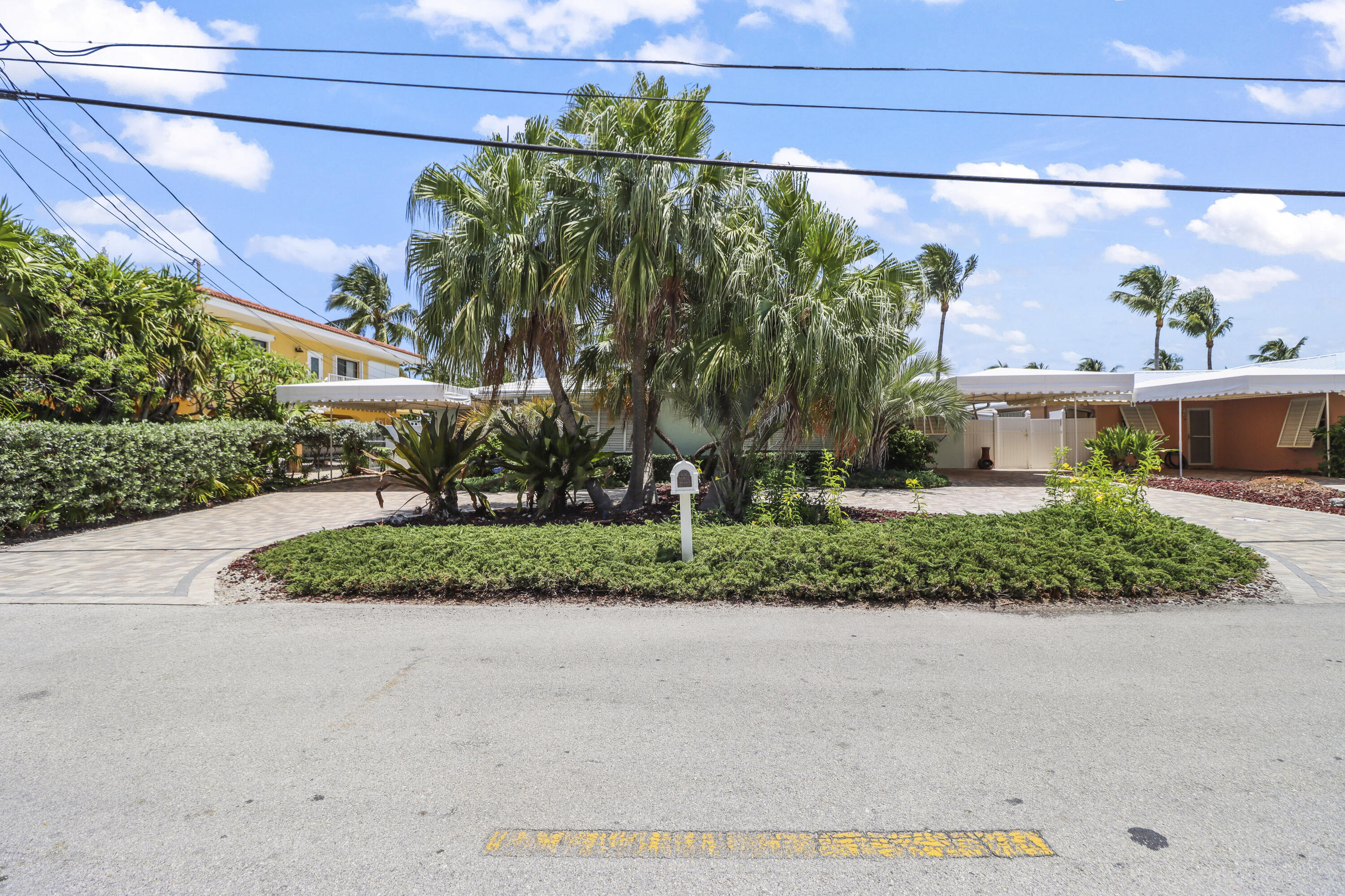 116 N Indies Drive