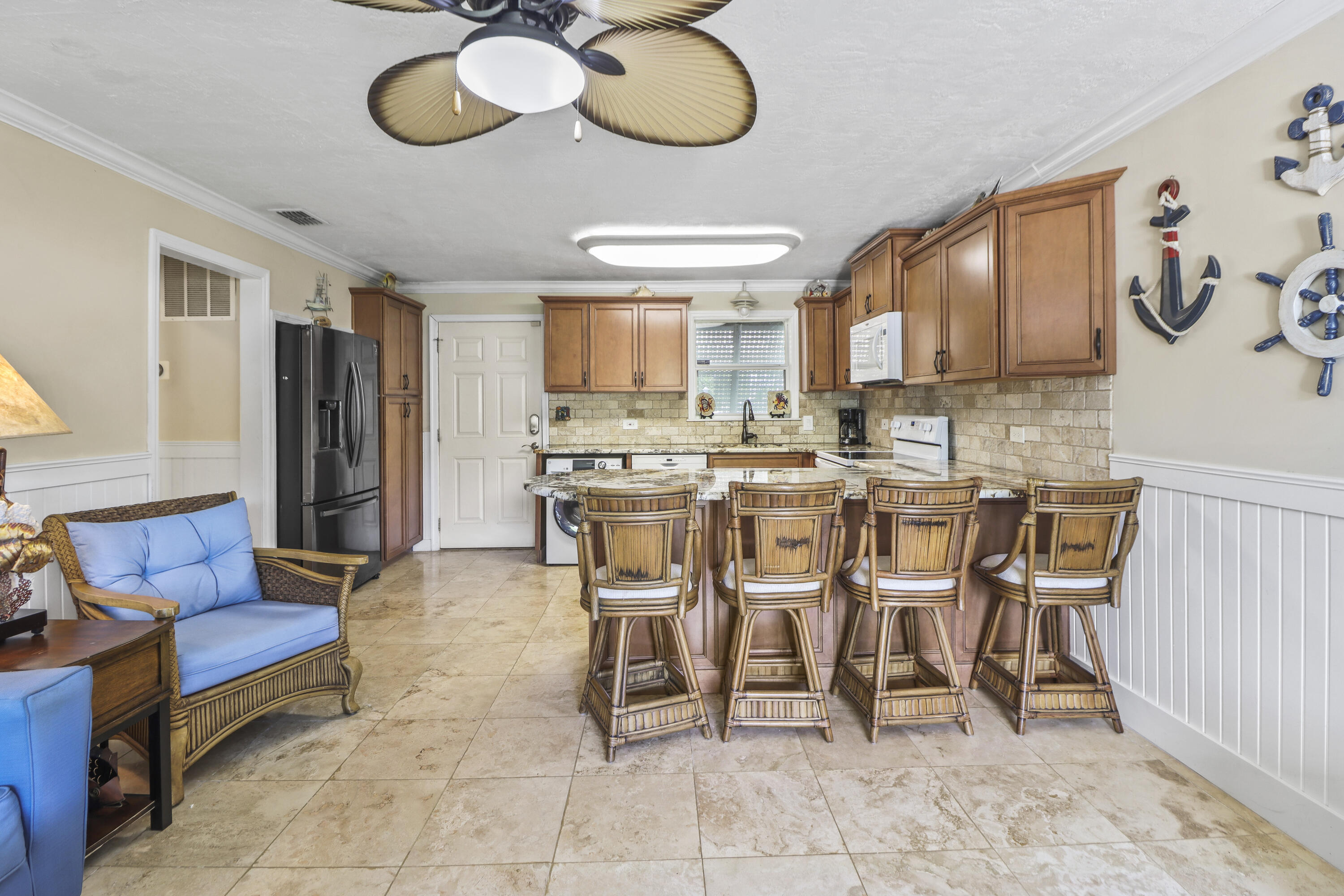 116 N Indies Drive