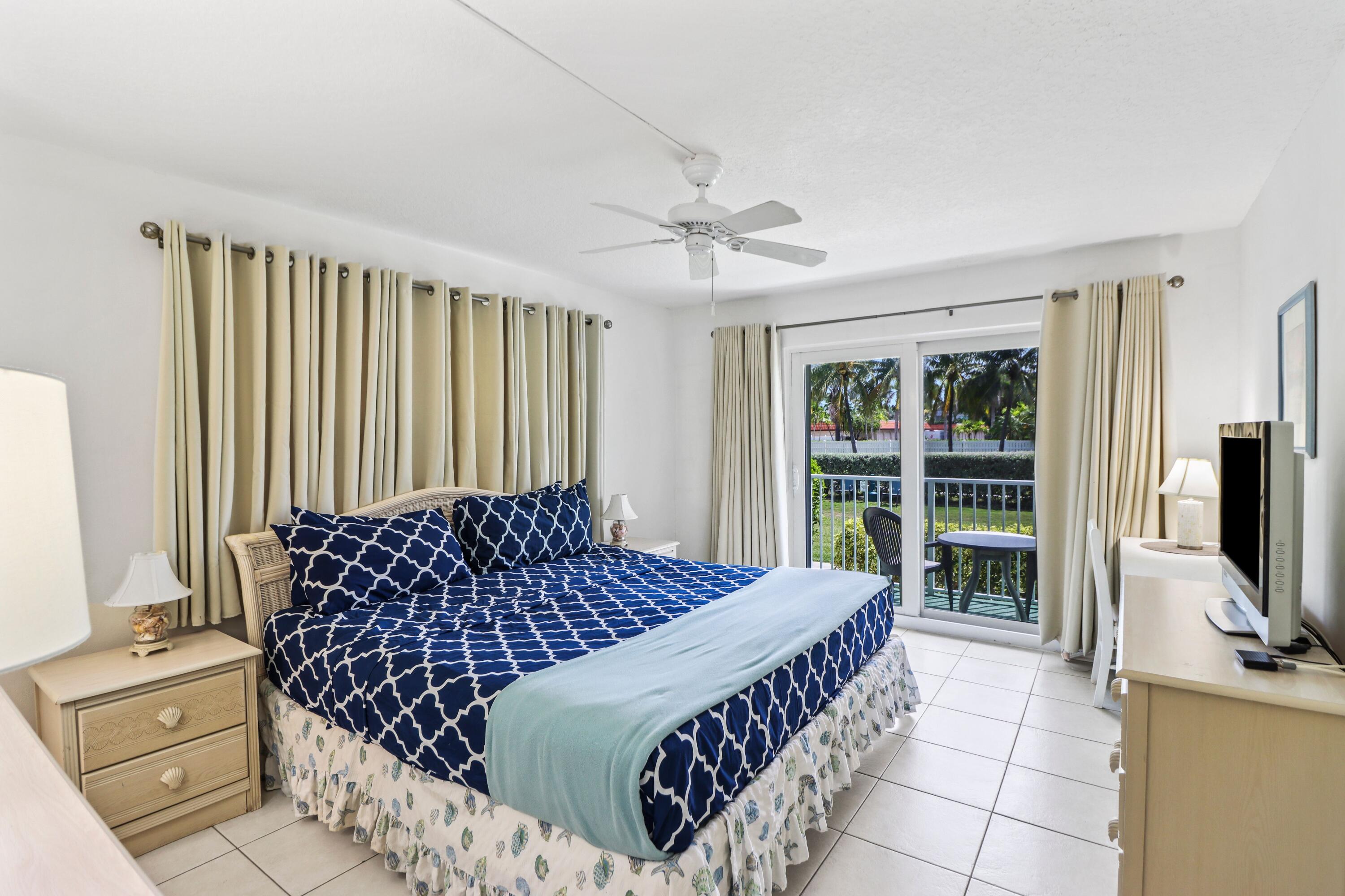 1101 W Ocean Drive Unit: 15