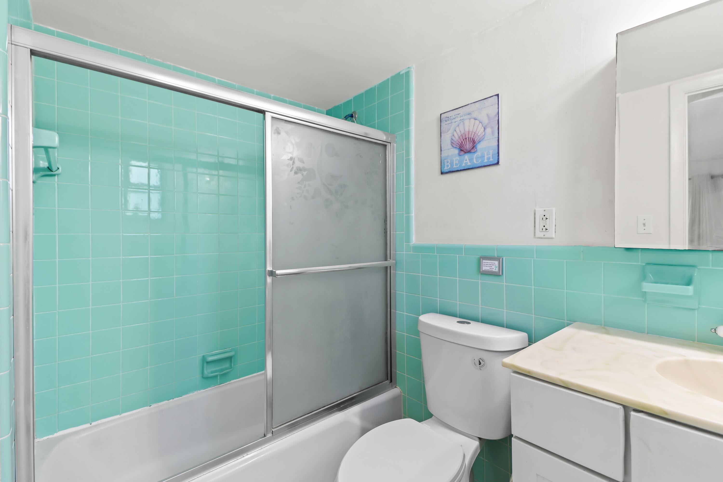 1101 W Ocean Drive Unit: 15