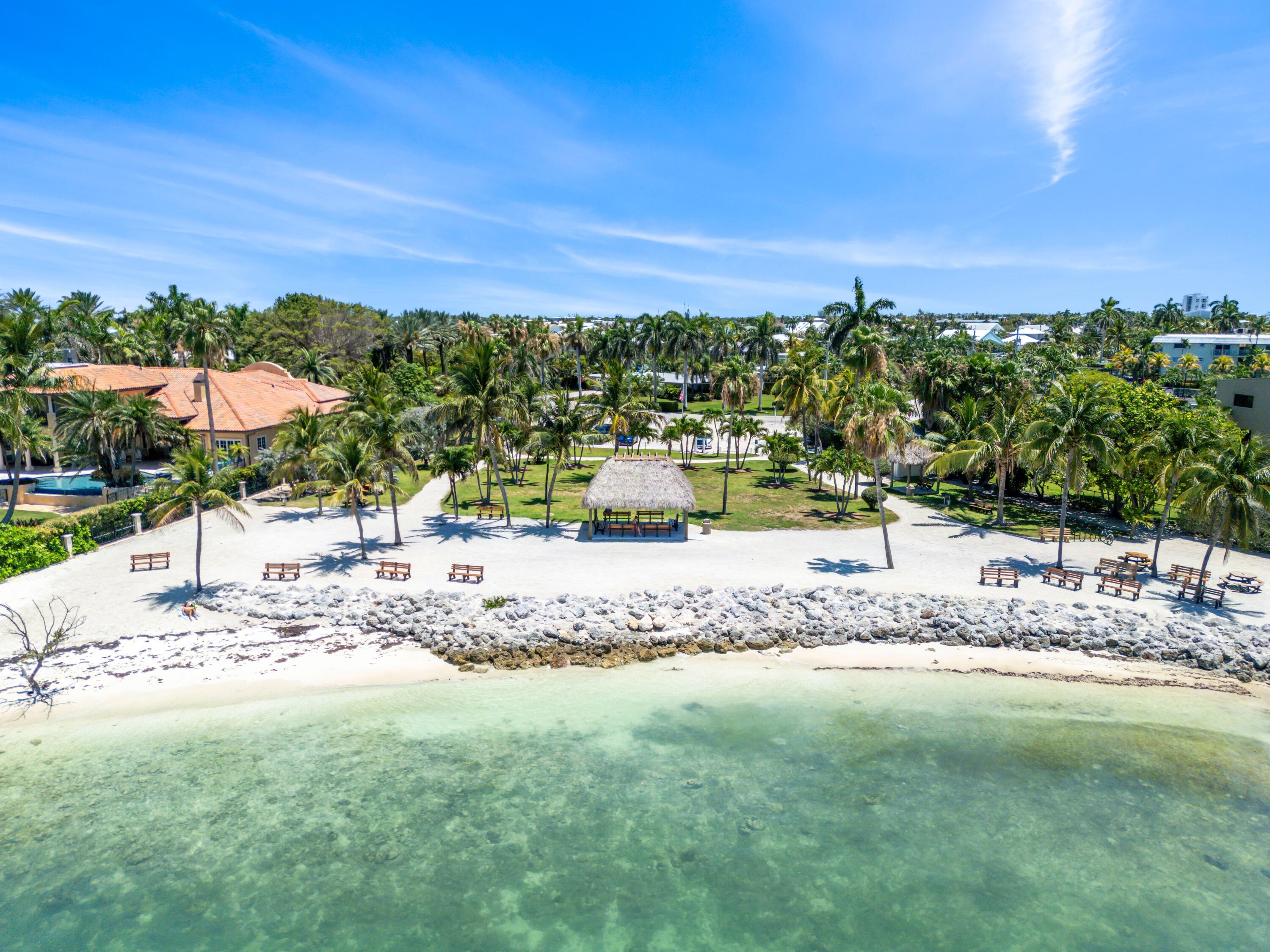 1101 W Ocean Drive Unit: 15
