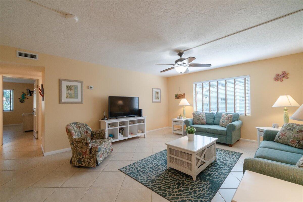 1101 W Ocean Drive Unit: 18