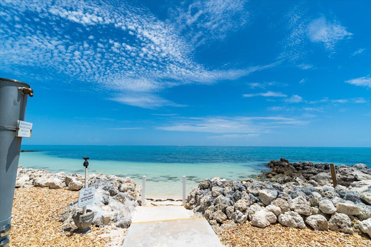 1101 W Ocean Drive Unit: 18