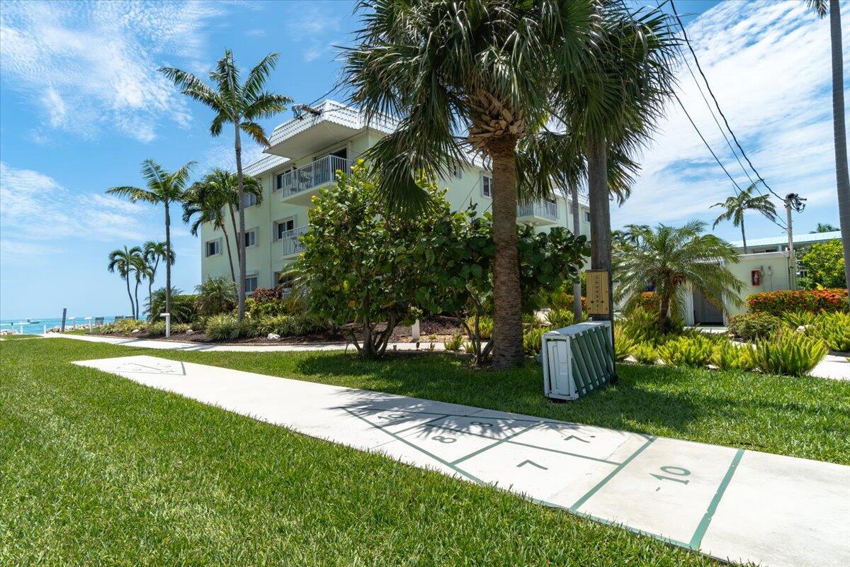 1101 W Ocean Drive Unit: 18