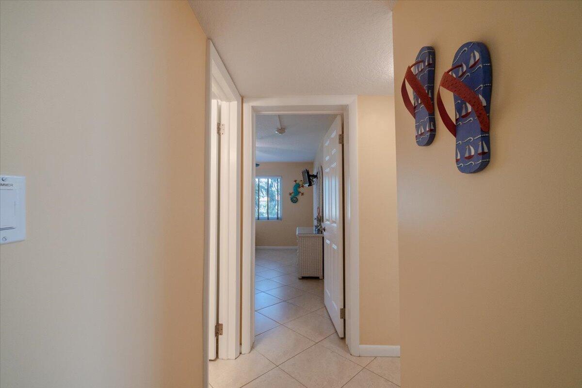 1101 W Ocean Drive Unit: 18