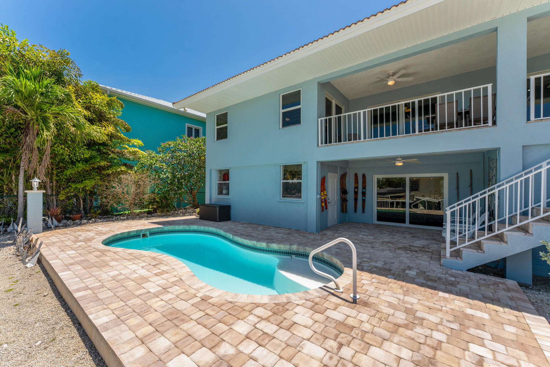 112 Bruce Court