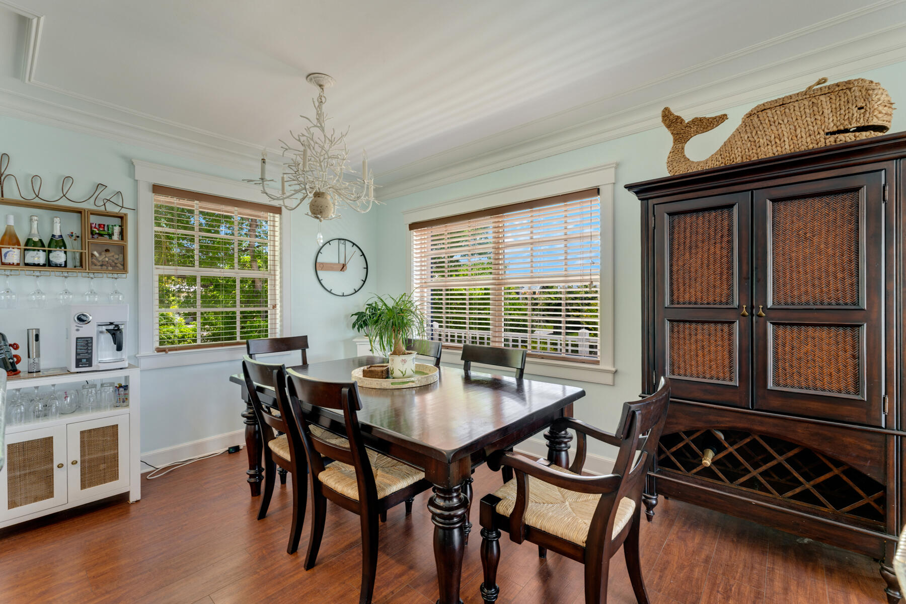 235 W Seaview Circle