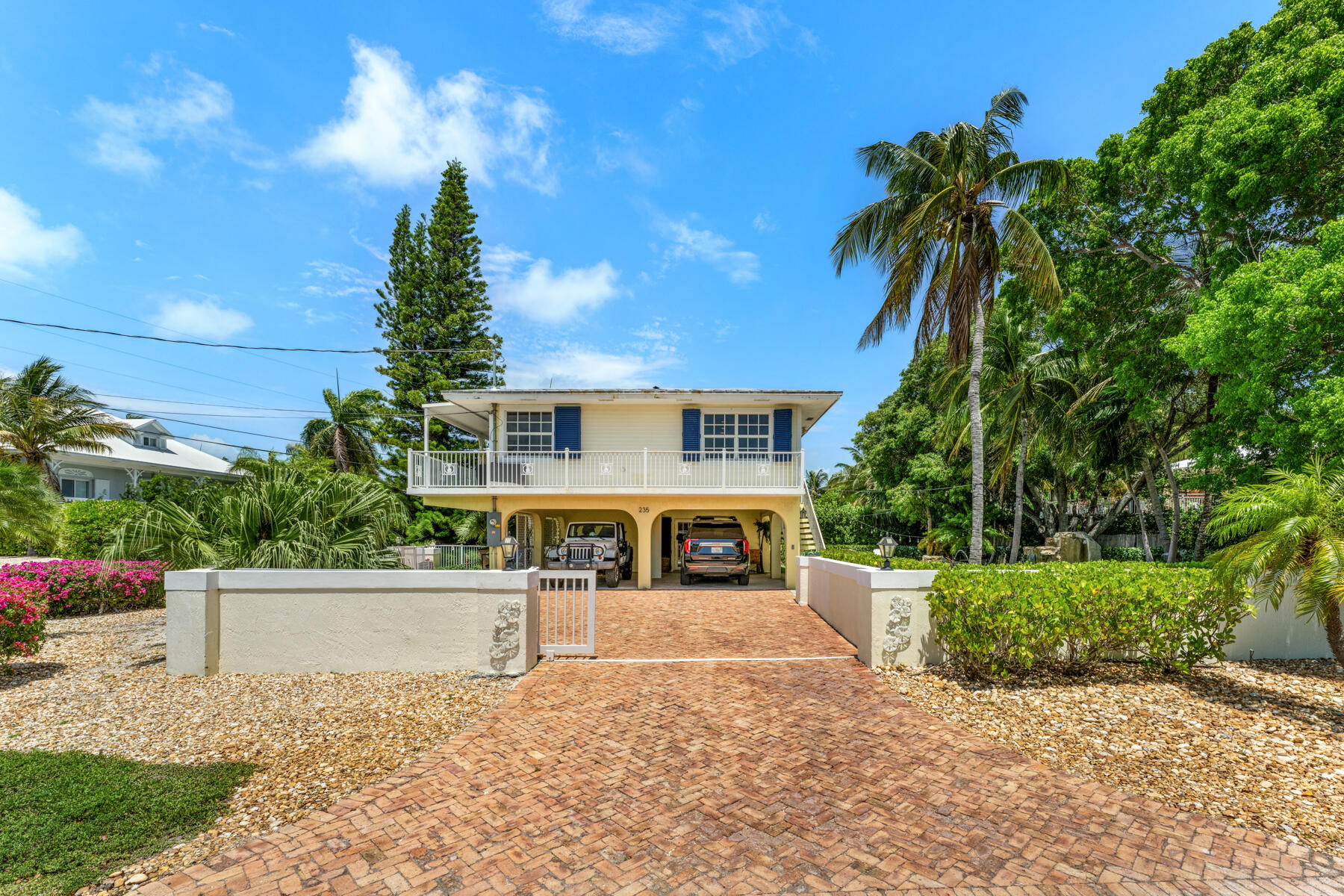 235 W Seaview Circle