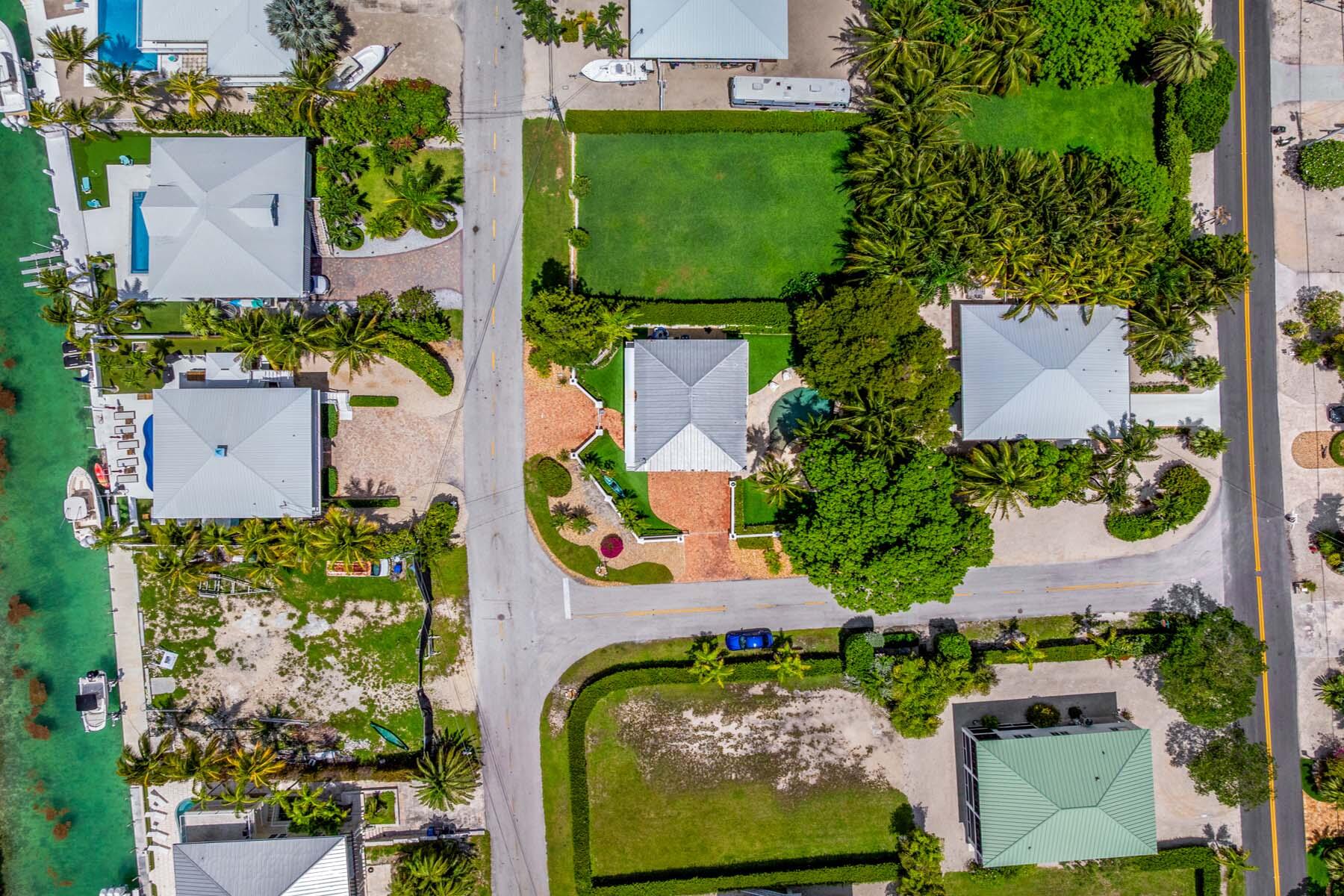 235 W Seaview Circle