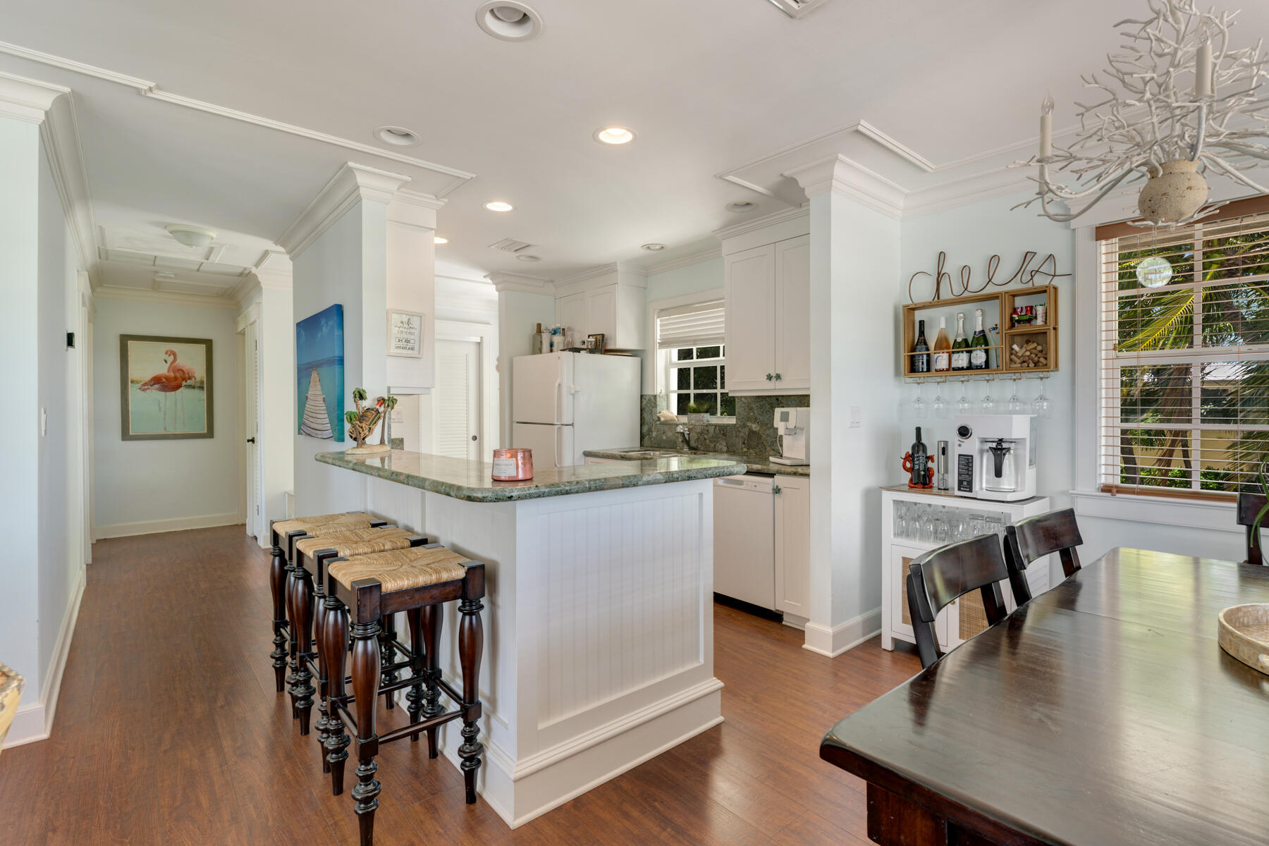 235 W Seaview Circle