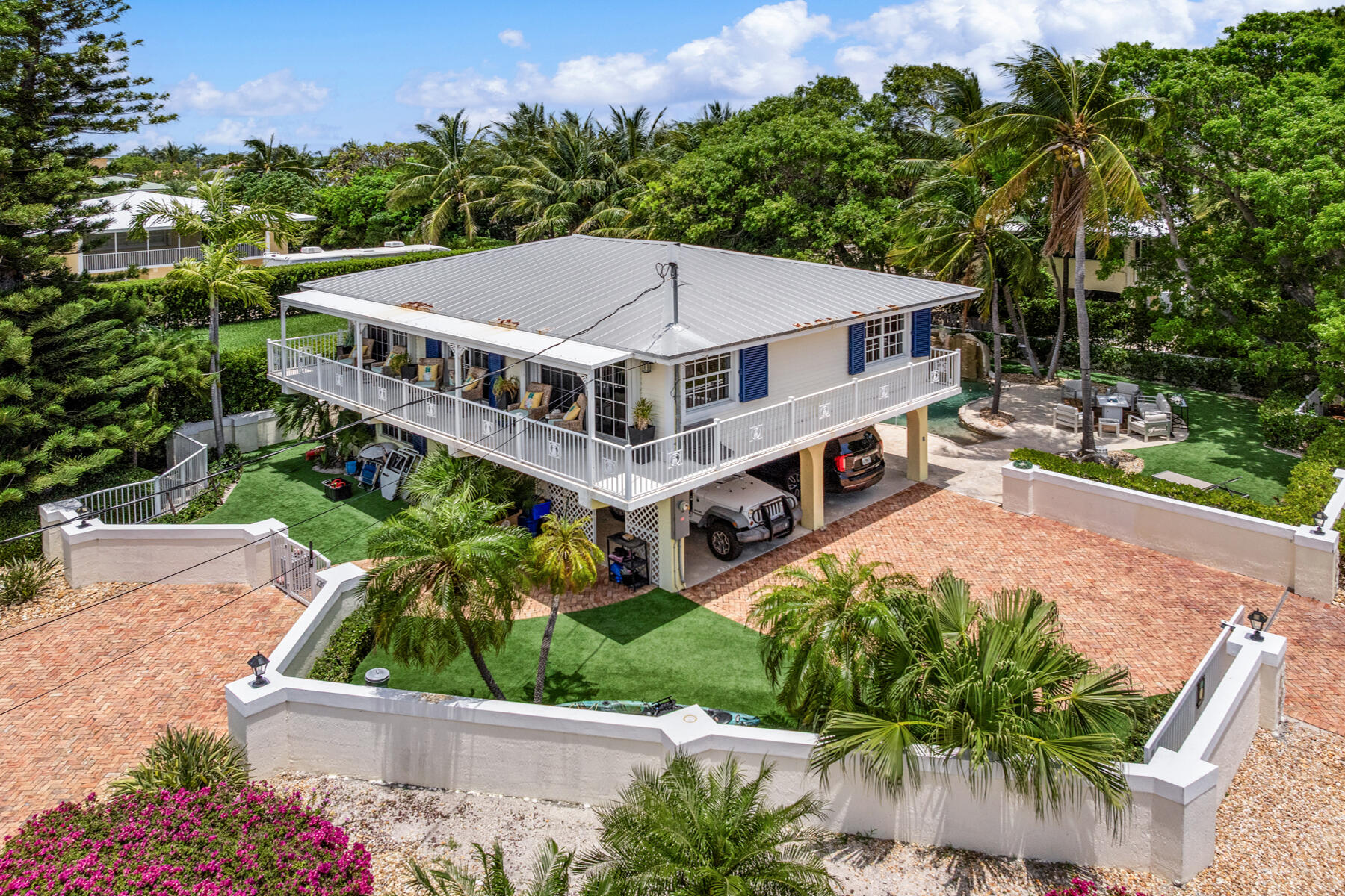 235 W Seaview Circle