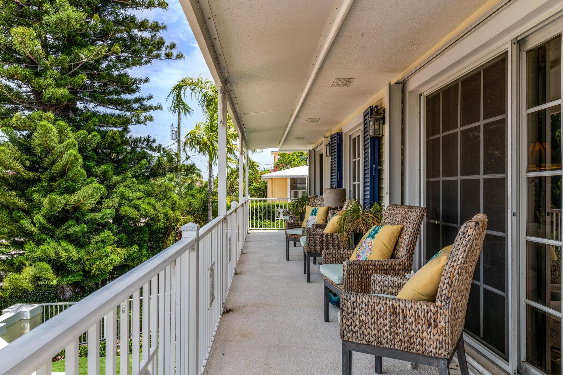 235 W Seaview Circle